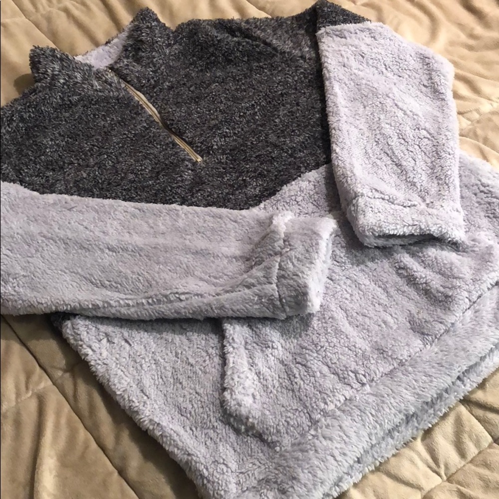 Sherpa Quarter zip! NWOT - Picture 2 of 7